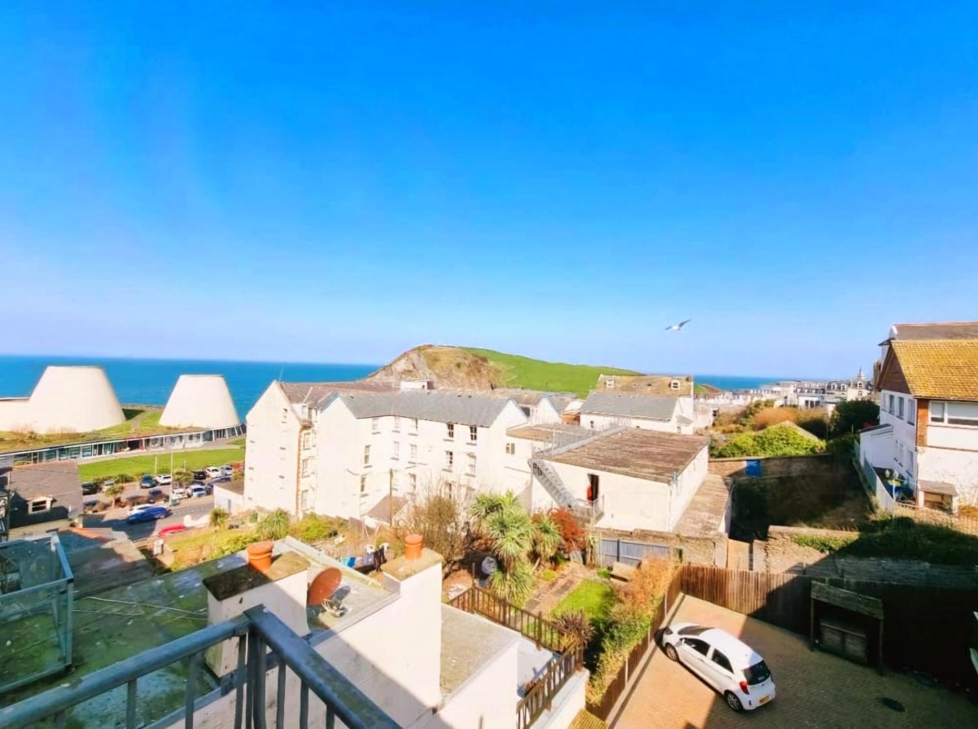 Sea Views, Big 2 Bed Flat Close To Beach & Harbour Ilfracombe Ngoại thất bức ảnh